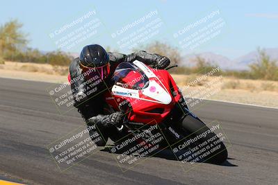 media/Oct-08-2022-SoCal Trackdays (Sat) [[1fc3beec89]]/Turn 7 Inside (145pm)/